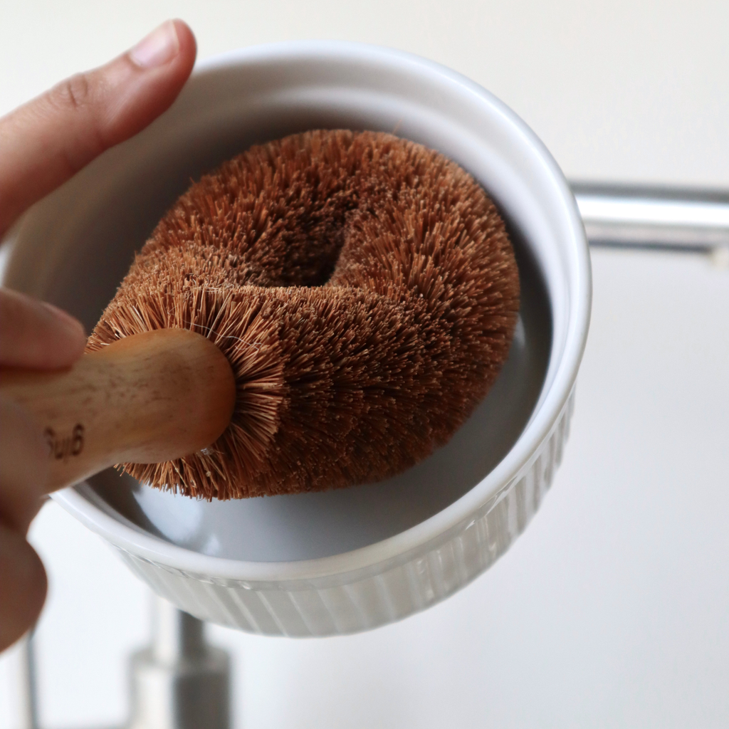 Plastic-Free Dishwashing Brush
